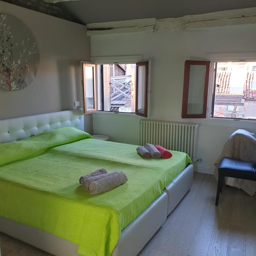 Central Lovely Typical Rooms Rialto 베니스 외부 사진